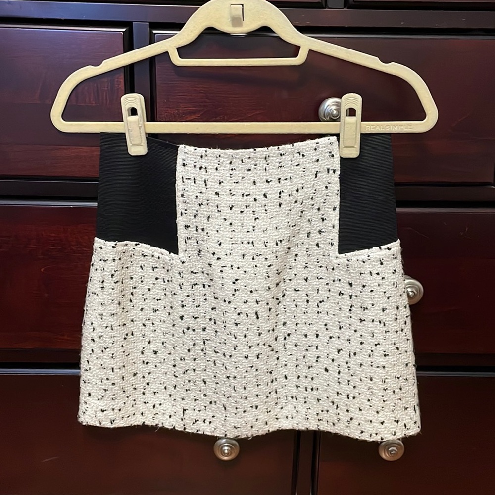 Forever 21 XS tweed skirt